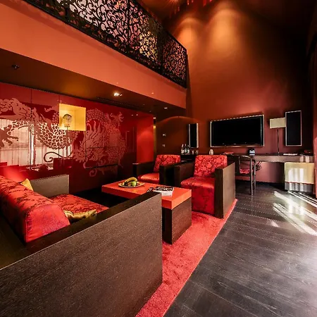 Отель Buddha-bar Klotild Palace 5*