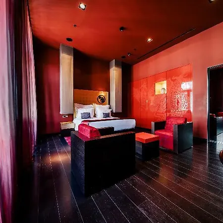 Отель Buddha-bar Klotild Palace